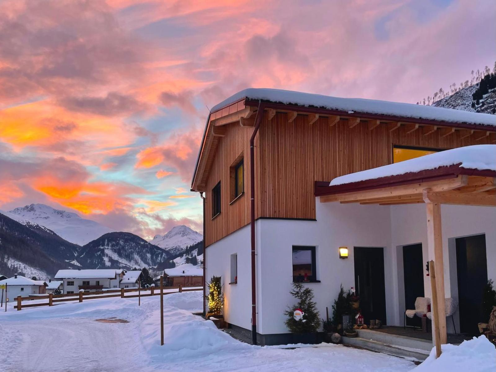 Tyrol Purelife Lodges Sankt Jakob in Defereggen Buitenkant foto